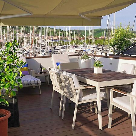 Floating Sea House Miramare Villa Порторож Екстериор снимка