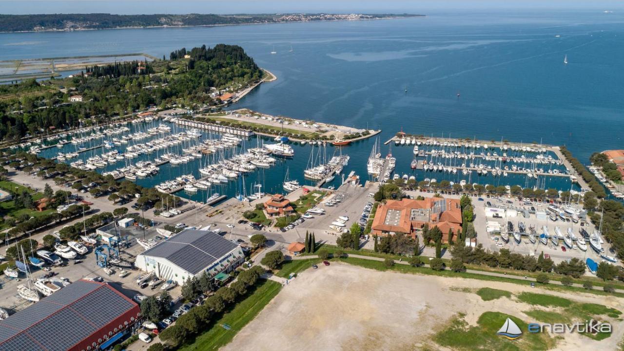 Floating Sea House Miramare Villa Порторож Екстериор снимка