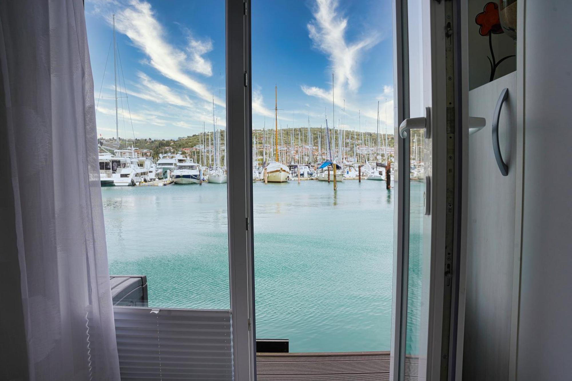 Floating Sea House Miramare Villa Порторож Екстериор снимка