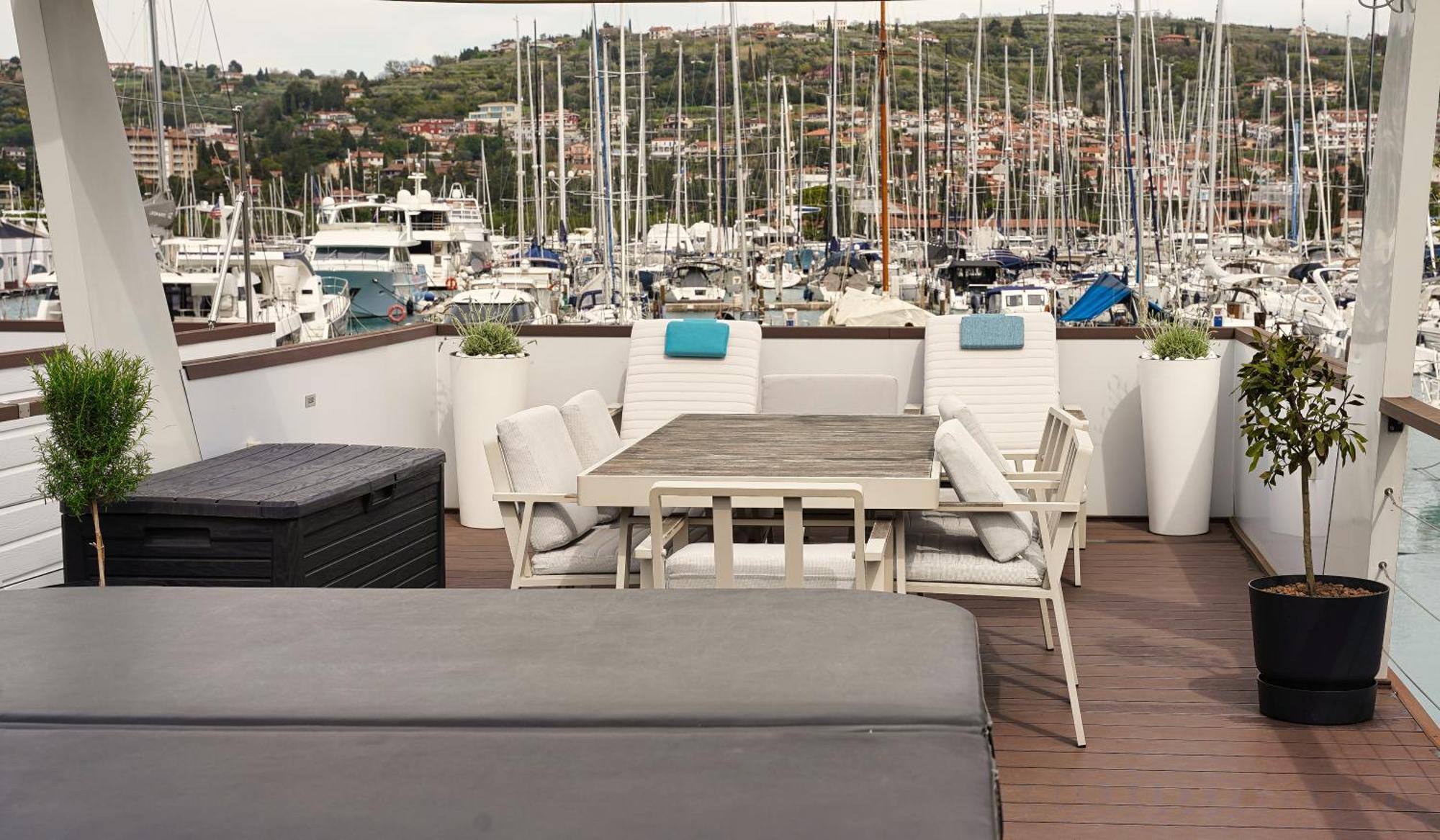 Floating Sea House Miramare Villa Порторож Екстериор снимка